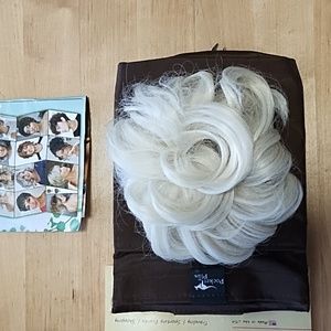 Very light blonde Messy Bun/wavy curly updo hairpiece NEW